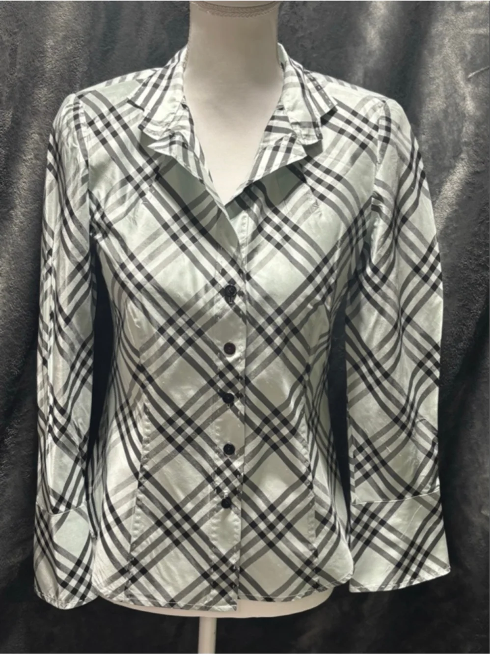 Carlisle Vintage 100% Silk Mint Green Diagonol Plaid Button Up Shirt Size 2 EUC